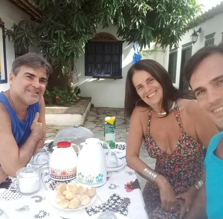 Pousada Vila Sol Maior Гуарапари Екстериор снимка