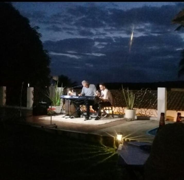 Pousada Vila Sol Maior Гуарапари Екстериор снимка